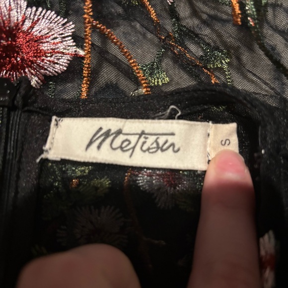METISU BLACK FLORAL MESH SHORT-SLEEVE SUMMER LIGHTWEIGHT EMBROIDERED MIDI DRESS - Picture 3 of 16